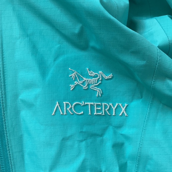 W’s beta SL rain she’ll - Picture 2 of 6